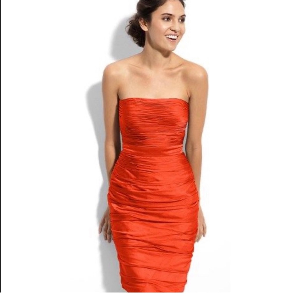 Monique Lhuillier Cationic Ruched Chiffon Dress